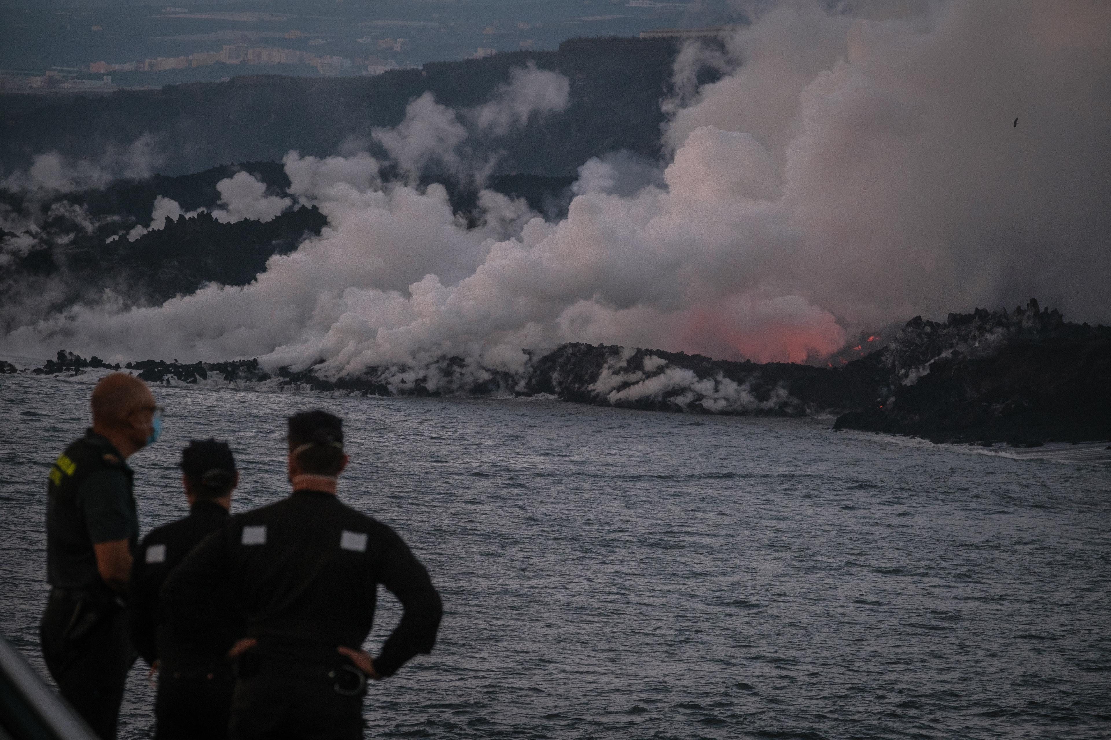 Vulkan na ostrvu La Palma aktivan osam sedmica nakon erupcije