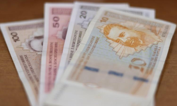 Prosječna mjesečna bruto plata u BiH za septembar je iznosila 1.550 KM - Avaz