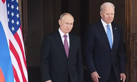 Putin i Bajden prilikom posljednjeg susreta u Ženevi - Avaz
