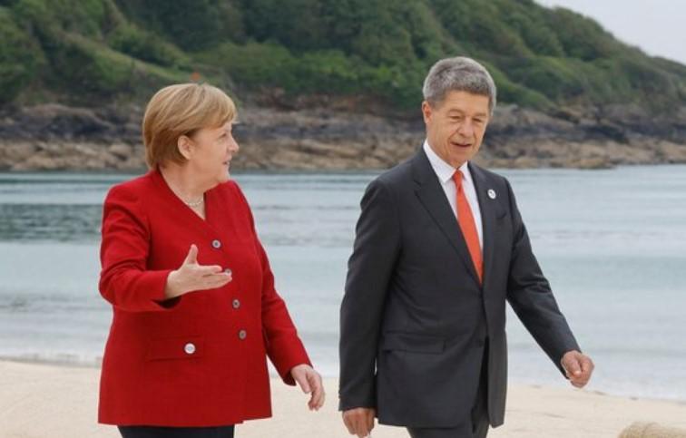 Angela Merkel i Joahim Zauer - Avaz