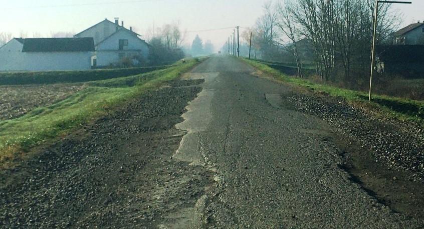 Teškom mehanizacijom uništavaju puteve po Lijevče polju: Bajinčani zaprijetili da će blokirati put