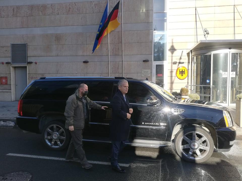 Radončić stigao u zgradu Delegacije EU - Avaz