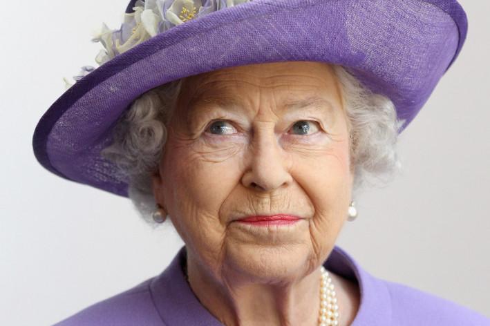 Neobična pravila: Kraljica Elizabeta zabranila članovima porodice da igraju Monopol