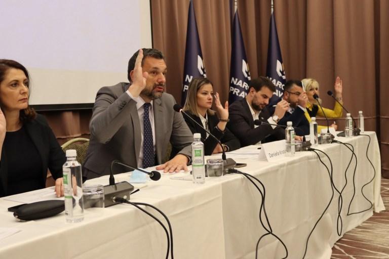 Narod i Pravda: Milanović se treba izviniti zbog negiranja i minimiziranja genocida u Srebrenici