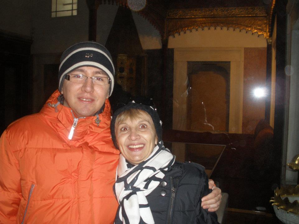 Zlatan Zirojević sa svojom majkom - Avaz
