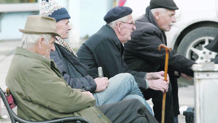 Penzioneri: U januaru  će dobiti mizeriju  od dodatnih 50 KM  (Foto: Arhiv) - Avaz