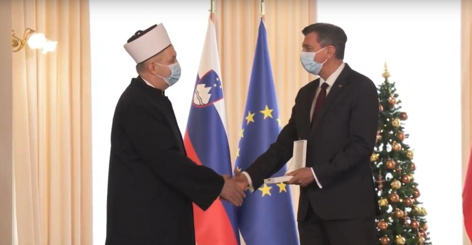 Pahor uručio muftiji Grabusu Srebreni orden Republike Slovenije