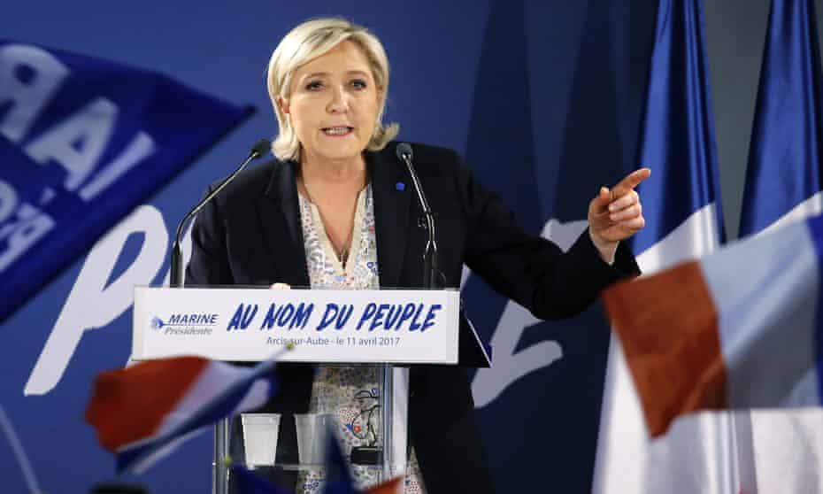 Marin le Pen uputila kritiku Makronu: Ukloniti zaustavu EU sa Trijumfalne kapije