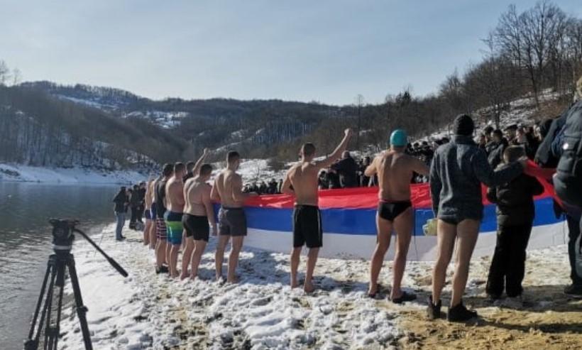 Zbog nacionalističkog orgijanja: U Teočaku peticija protiv plivanja za časni krst