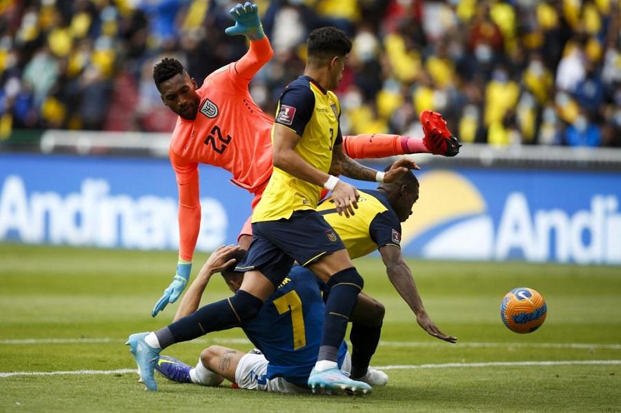 Strašan start: Golman Ekvadora isključen jer je udario Kunju nogom u vrat