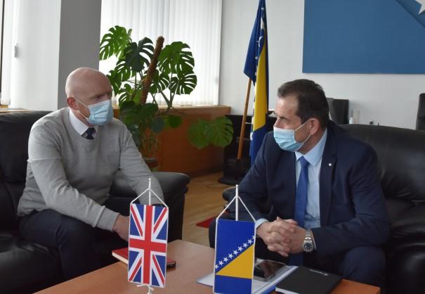 Ministar Cikotić sastao se s ambasadorom Fildom