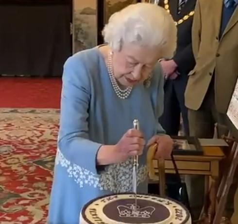 Kraljica Elizabeta II sutra slavi 70 godina na prijestolju