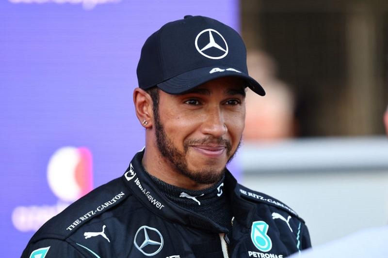 Hamilton posljednjom objavom otklonio sumnje o povlačenju iz Formule 1