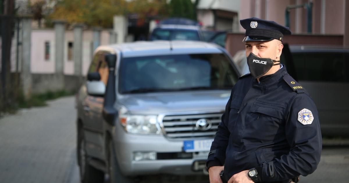 Vozila bez tablica ometala rad granične policije na Kosovu