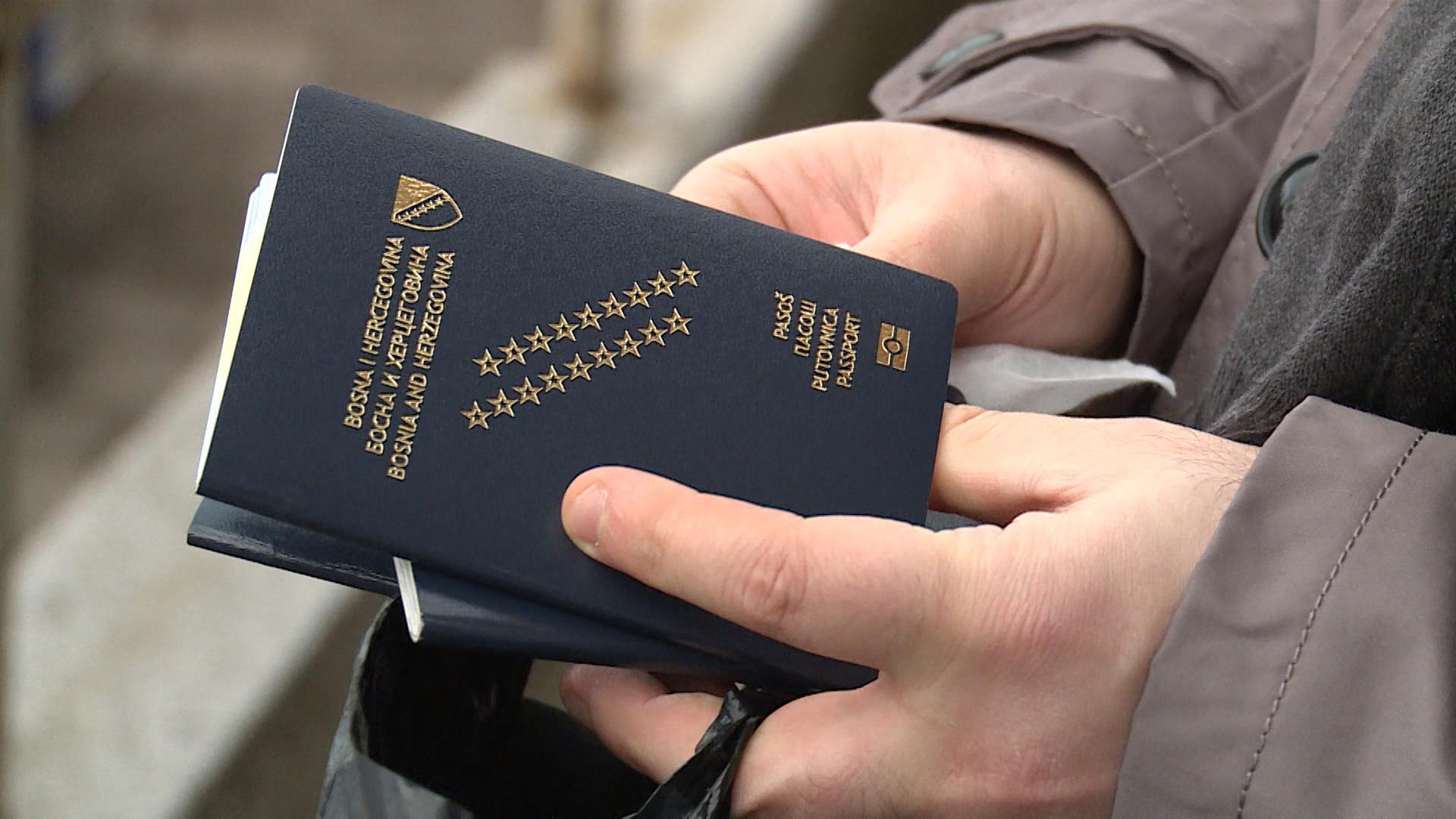 Hoće li ponovo biti obustavljeno izdavanje pasoša bh. građanima