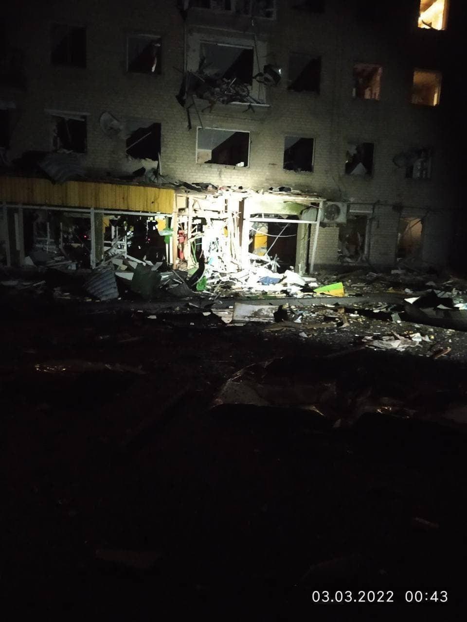 Granata pogodila zgradu, poginulo osam civila