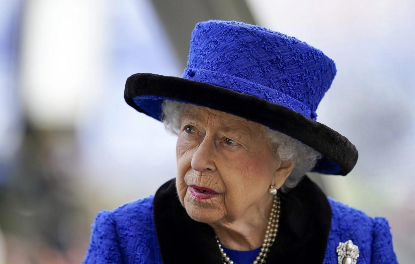 Kraljica Elizabeta II: Pružila podršku - Avaz