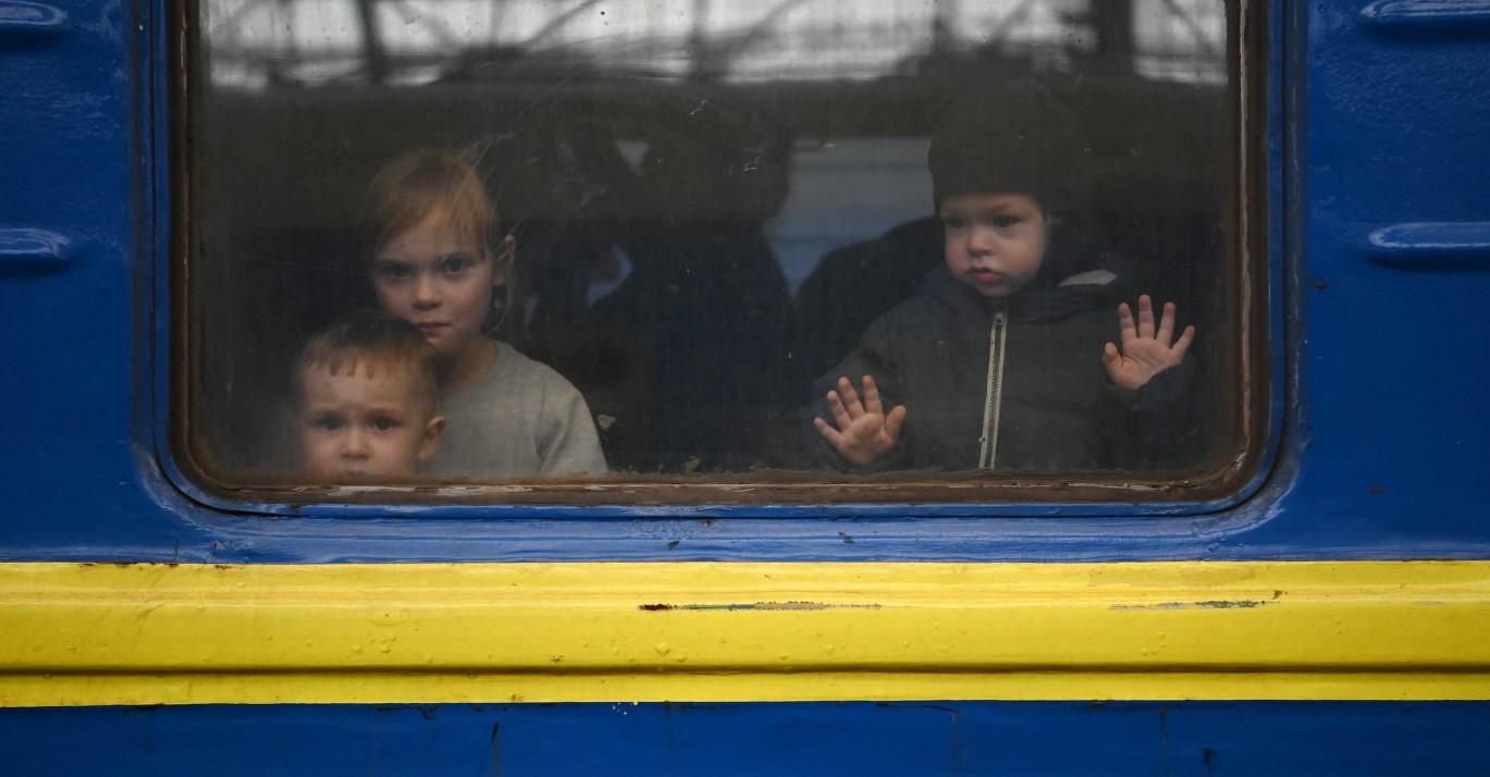 Oko 500.000 djece moralo napustiti svoje domove u Ukrajini