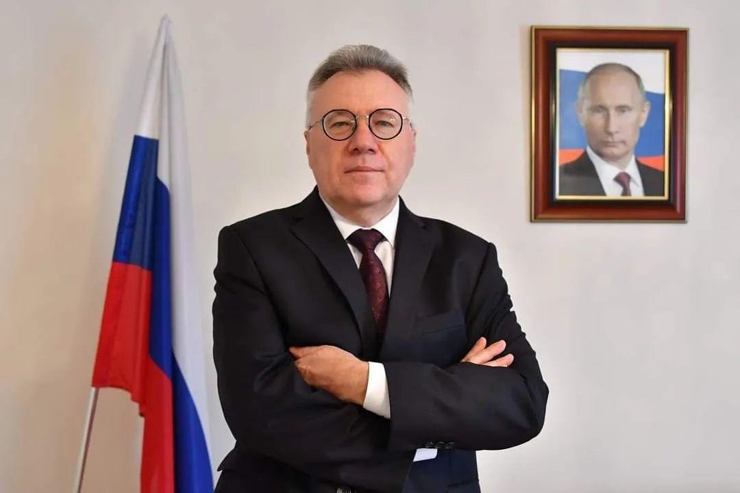 Ambasador Rusije u BiH ljut na Satlera i EU: Pojasnio zašto je demonstrativno napustio svečanost u Brčkom