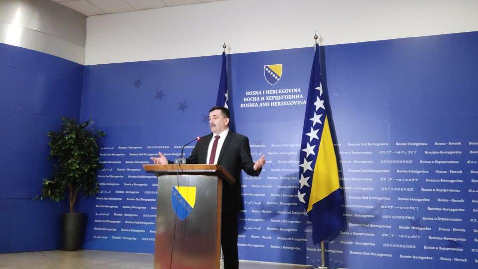 Lovrinović: Omogućili smo povećanje plaća državnim službenicima, vojnicima i policajcima sa najnižim plaćama