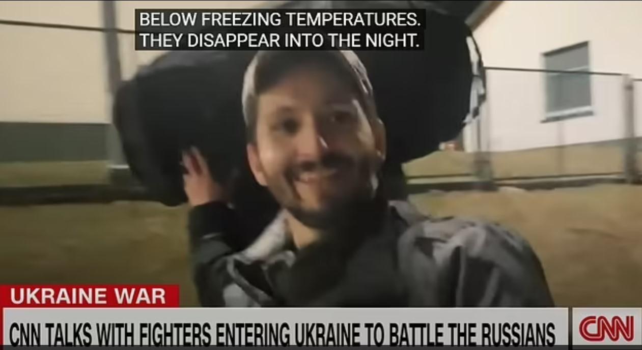 Isječak iz CNN-ovog priloga o prvoj grupi dobrovoljaca u Ukrajin - Avaz