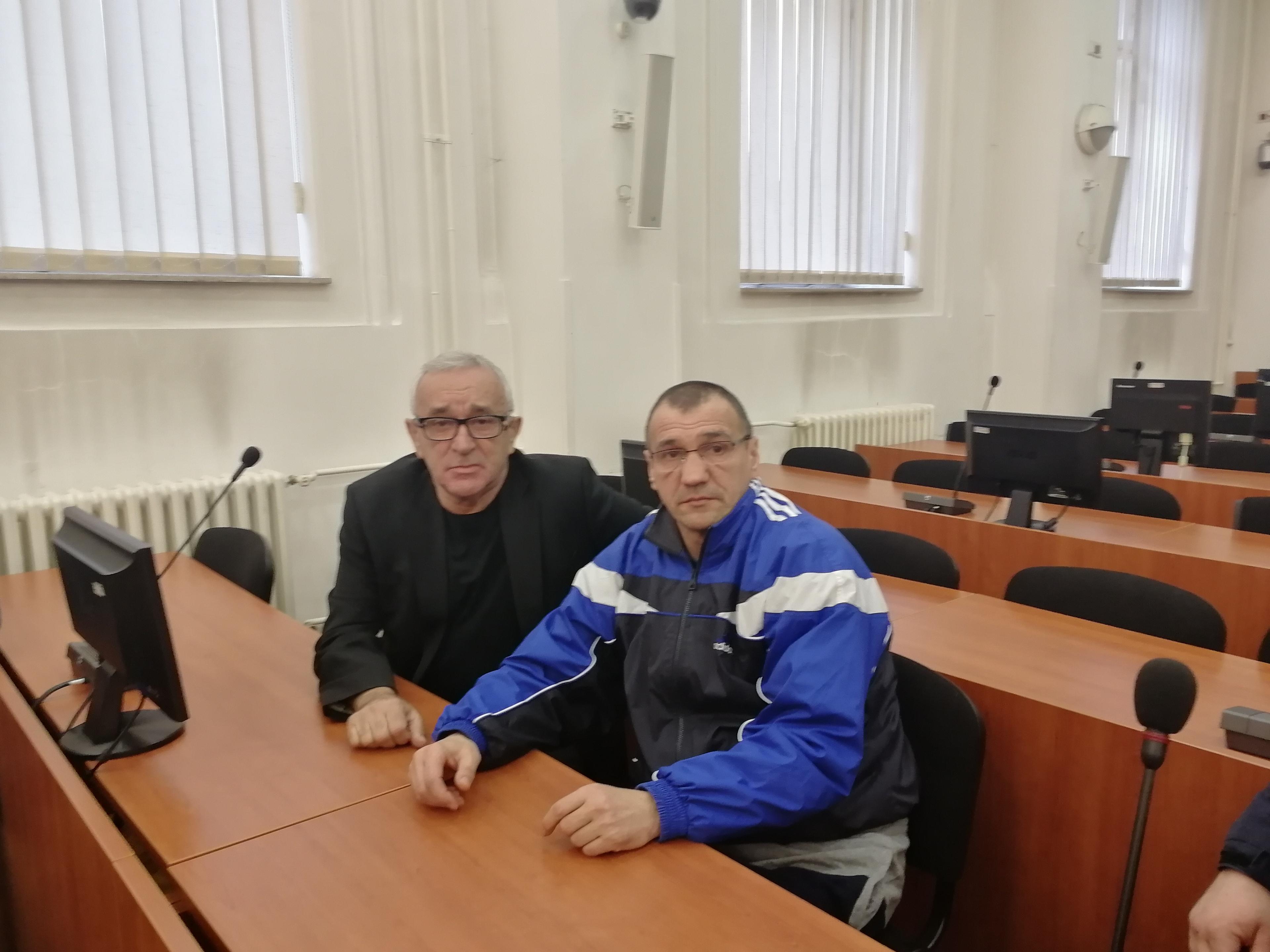 Advokat Fuad Čolpa i optuženi Senad Šabić - Avaz