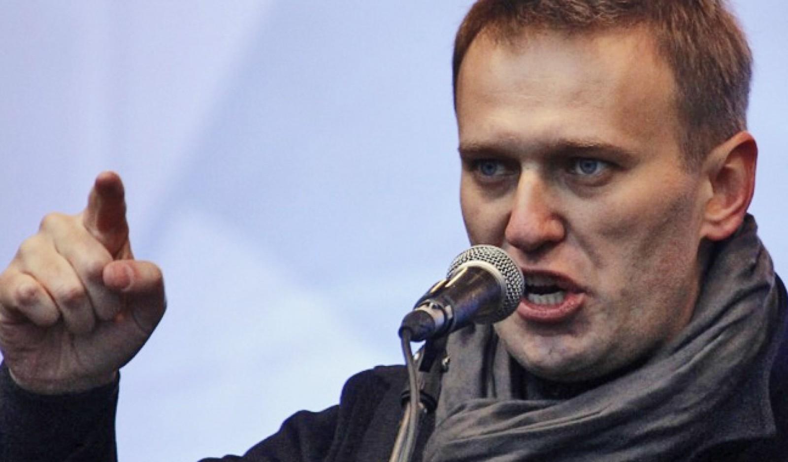 Navaljni osuđen na devet godina zatvora