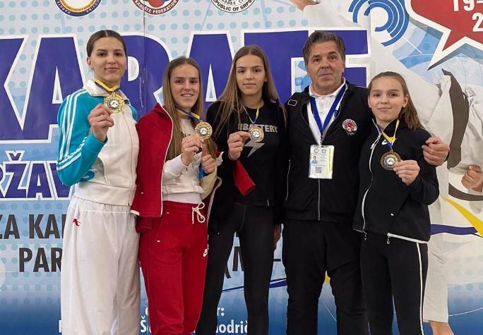 Četiri sestre Sipović osvojile četiri medalje