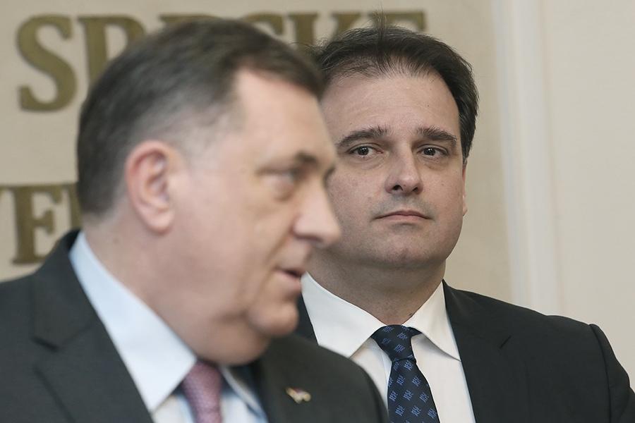 Govedarica: Kad se Dodik sjeti ČEZ-a, sjetiće se kako je kupio vilu na Dedinju