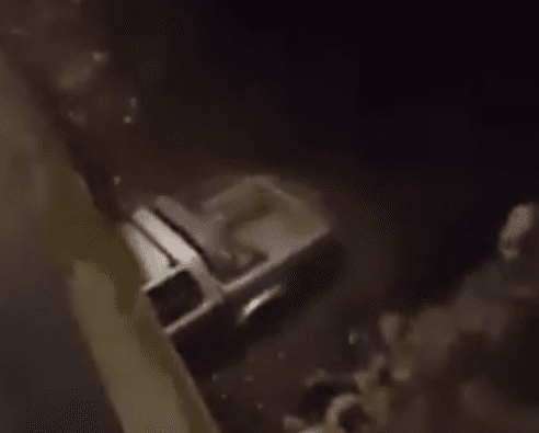 Nesvakidašnja scena: Vozio se koritom Vrbasa, pa se parkirao ispod mosta