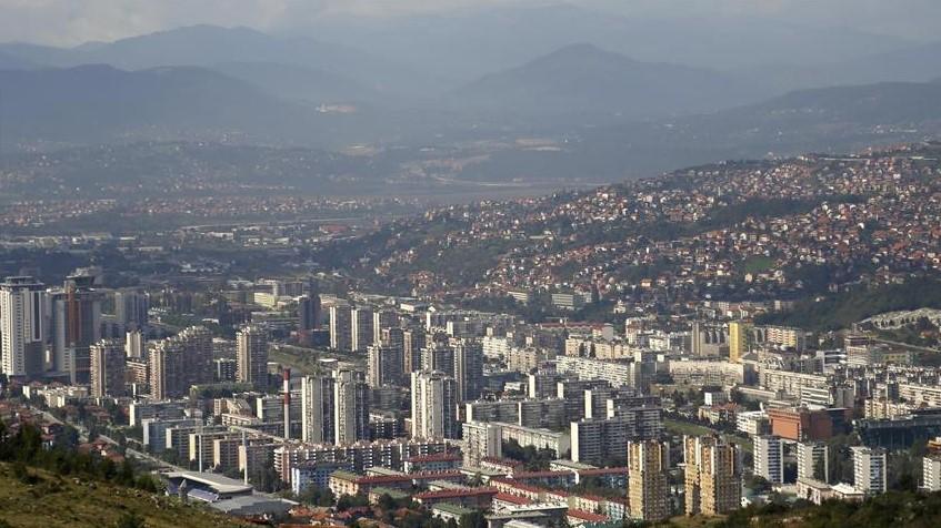 Izmjerena prekoračenja zagađujućih materija u Sarajevu: Evo kada se očekuje čist zrak