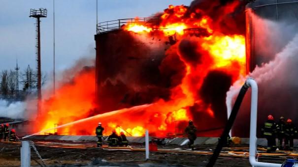 Guverner iz Ukrajine: Skladišta goriva u gradu Lucku pogođena projektilima