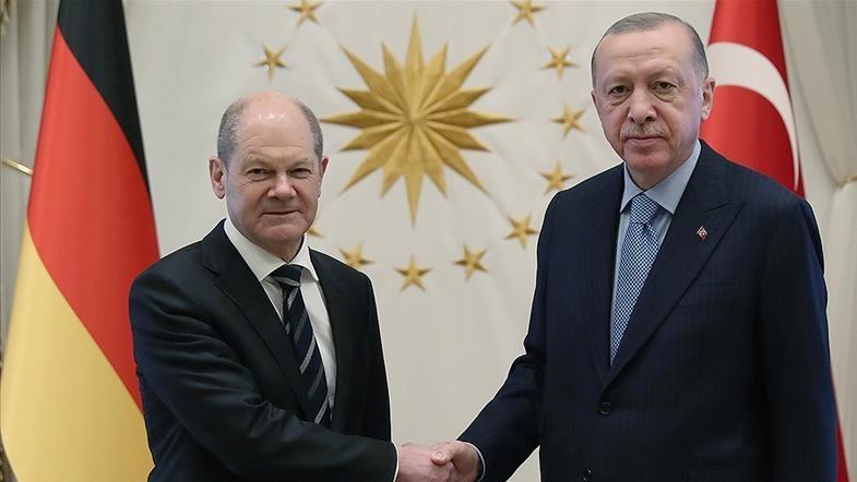 Turkish, German leaders discuss bilateral, regional issues