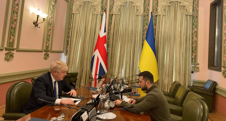 Iznenadna posjeta: Džonson se sastao sa Zelenskim u Kijevu