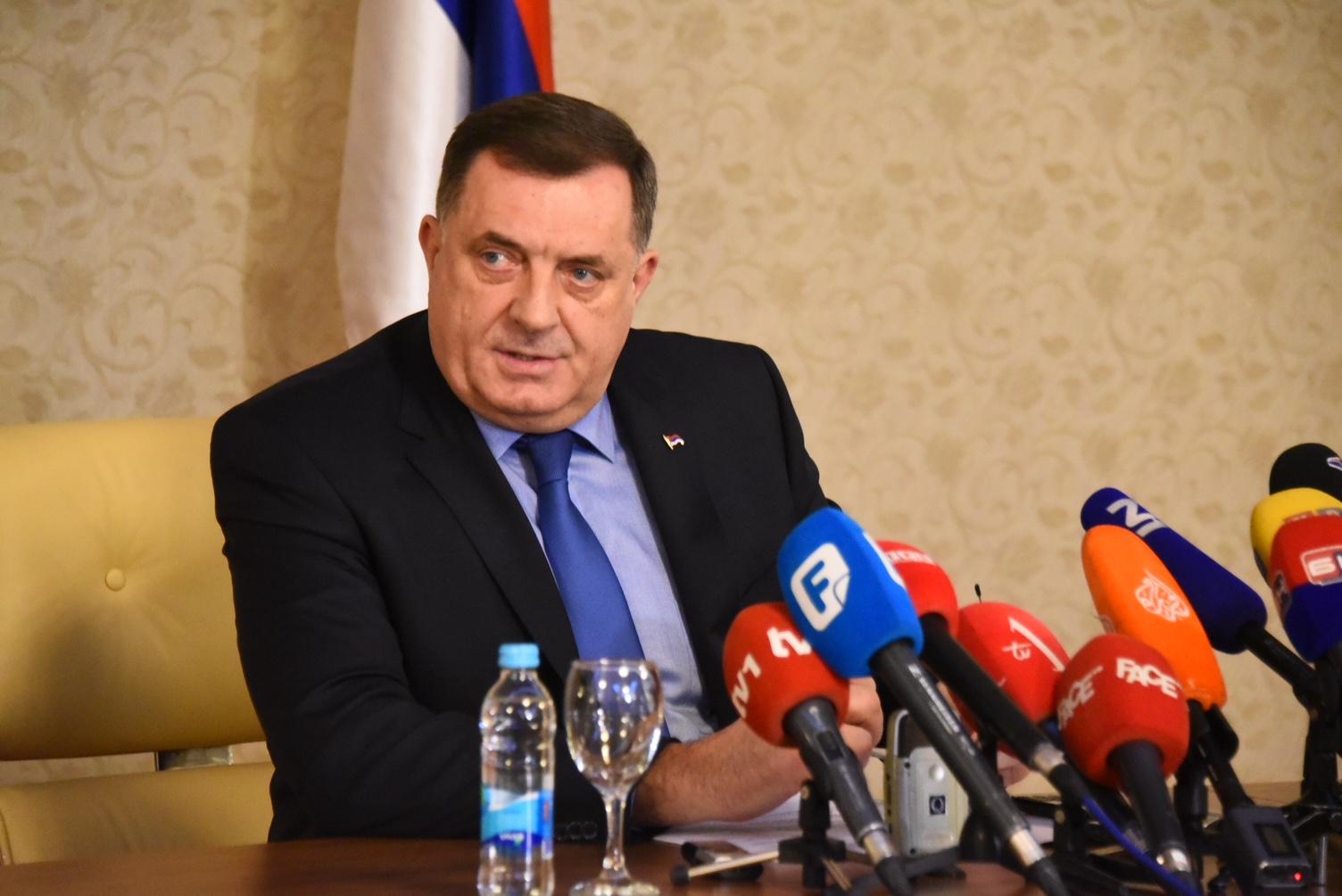 Dodik: I will bring down to a minimum any kind of conversation with Ambassador Field