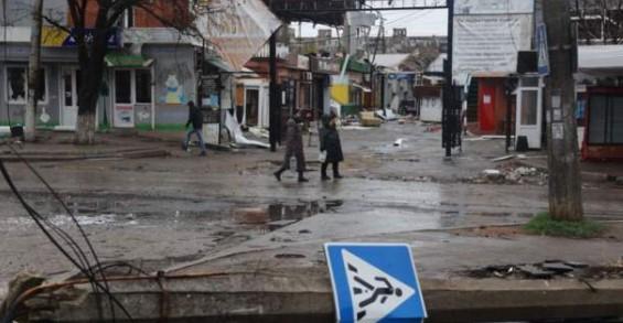 Tužne slike iz Mariupolja: Grad je razoren, tek poneka zgrada je ostala netaknuta