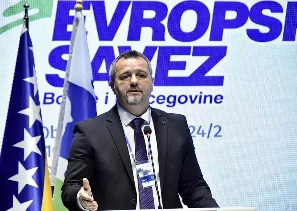 Nermin Ogrešević, predsjednik NES-a - Avaz