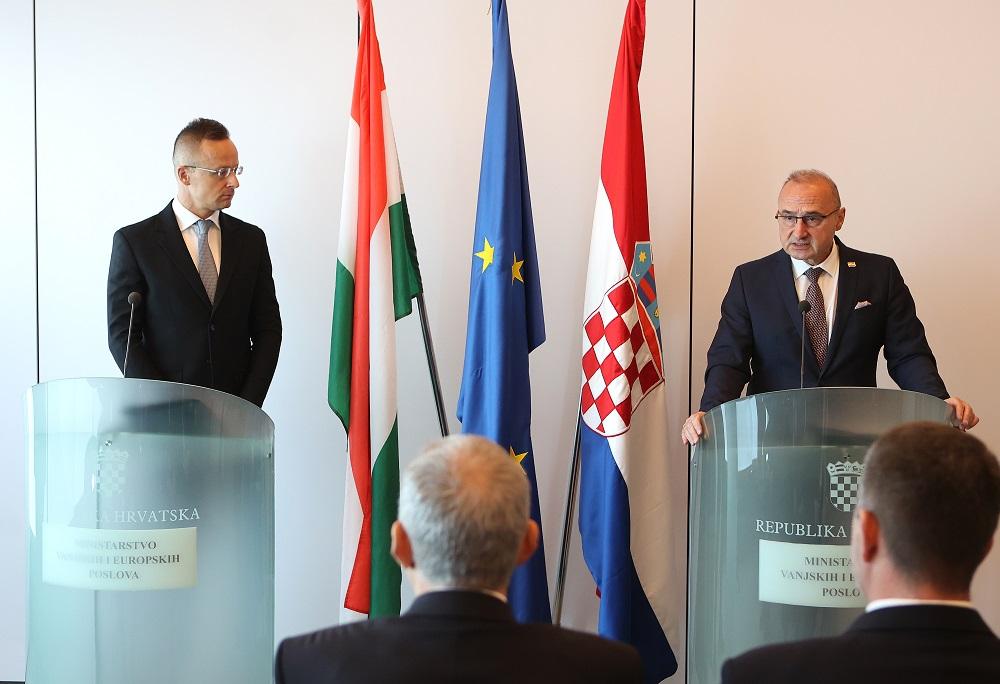 Sijarto: Mađarska ne podržava hajku ni sankcije protiv Dodika