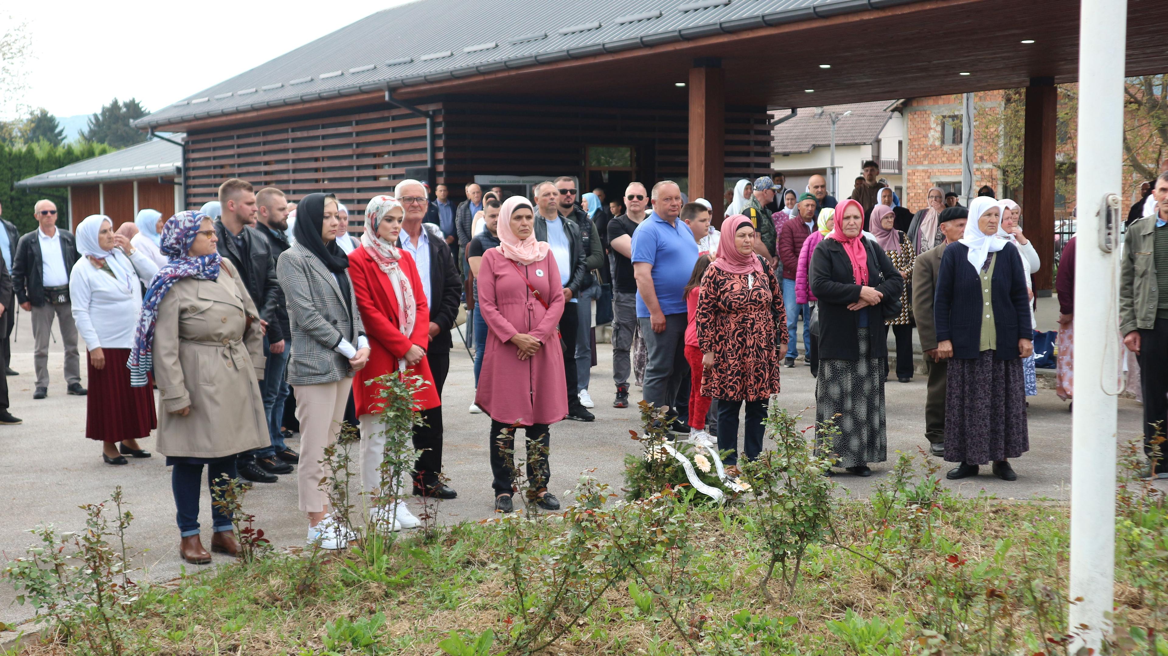 Dan šehida obilježen u Bratuncu: Sjećanje na 3.582 bošnjačke civilne žrtve