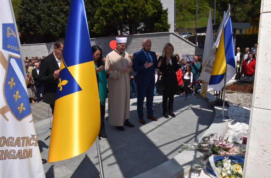 Obilježena 30. godišnjica početka agresije na Goražde: Na spomen – obilježju uklesana imena 2.115 poginulih branilaca