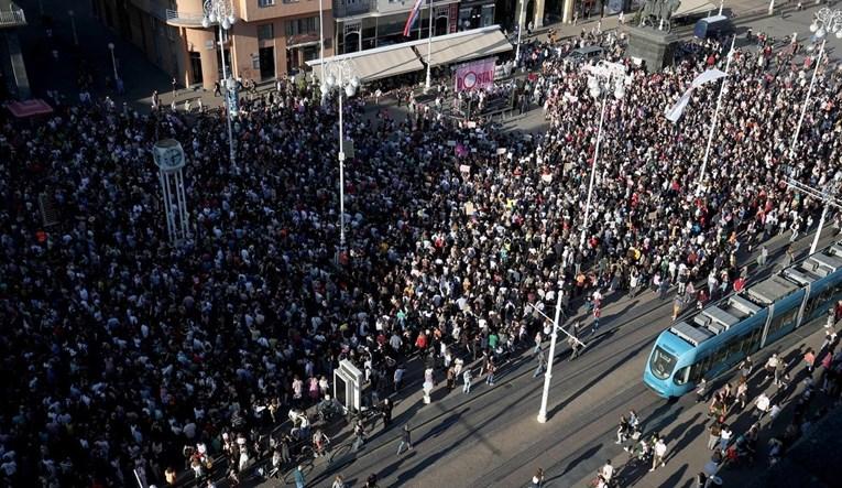 Završeni protesti širom Hrvatske u znak podrške Mireli Čavajdi