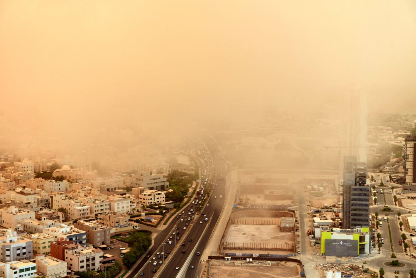 Snažana pješčana oluja pogodila Kuvajt - Avaz