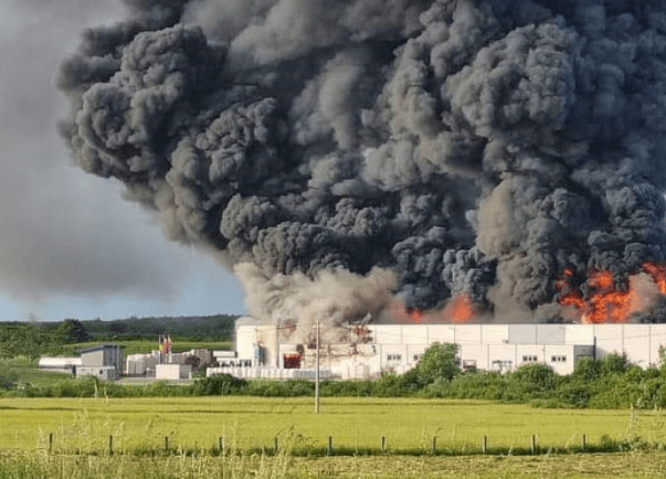 Požar uništio postrojenje kompanije Asutrotherm u Bihaću - Avaz
