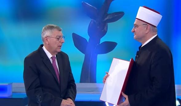 Aziz efendija Hasanović dobio je nagradu Međureligijski dijalog - Avaz