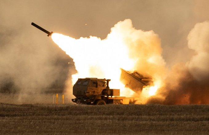 SAD šalju u Ukrajinu napredni raketni sistem HIMARS: Idealno je za udare na rusku artiljeriju, evo i zašto