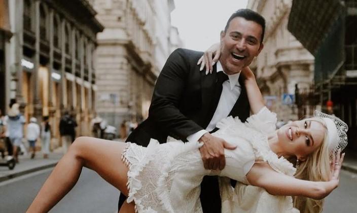 Mustafa Sandal objavio fotografiju sa gala svadbe i pokazao suprugu