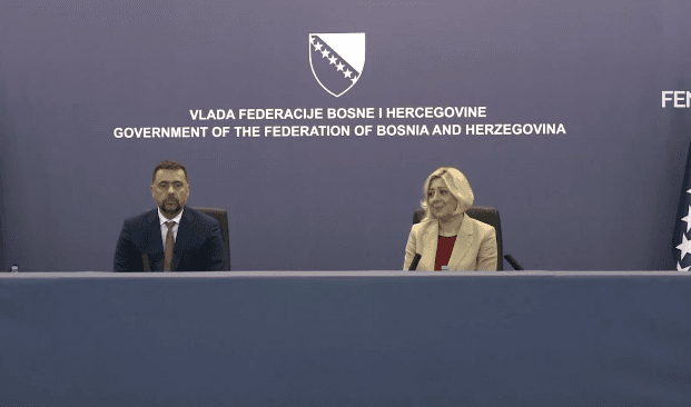 Đapo s crnogorskim ministrom: Proširiti saradnju u oblasti ekonomije i turizma