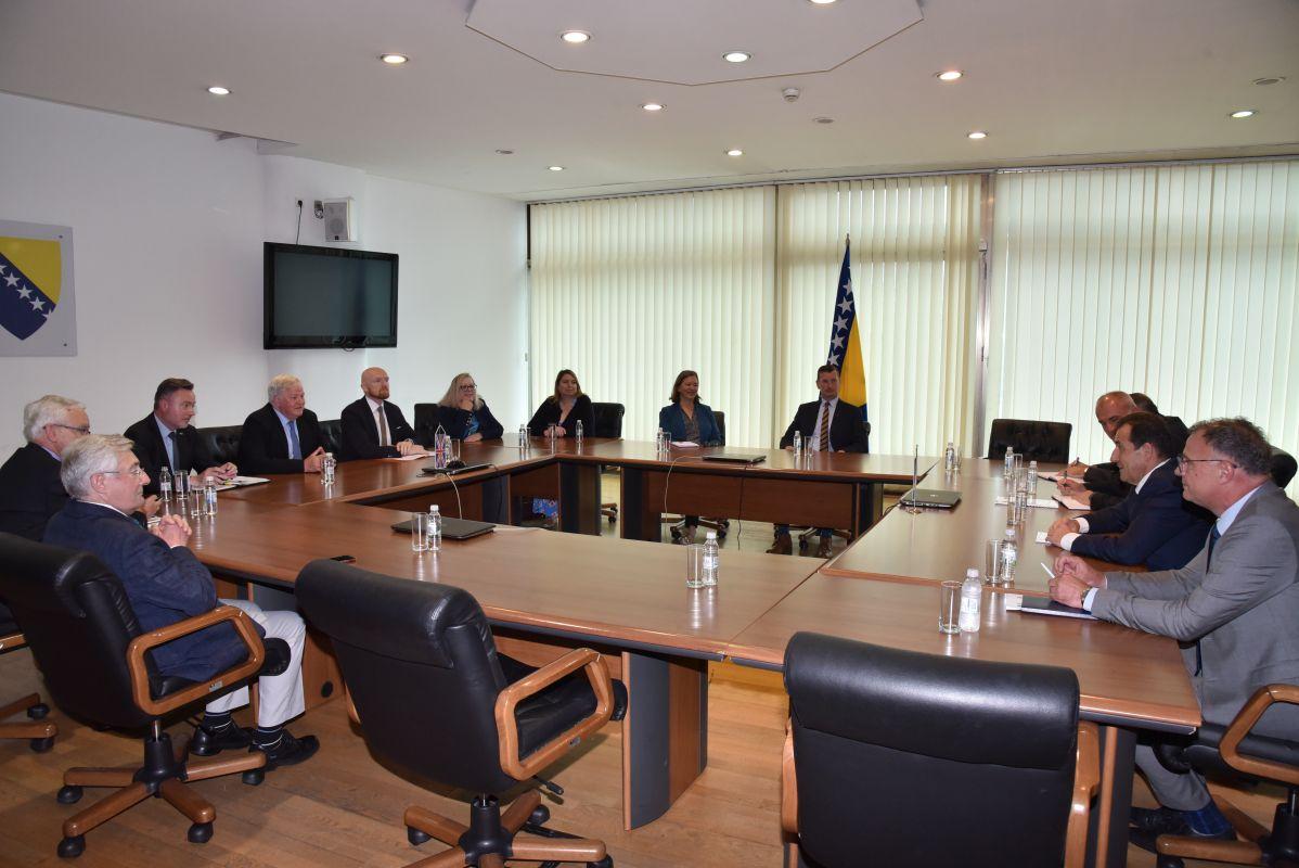 Ministar Cikotić razgovarao sa delegacijom Britanskog parlamenta