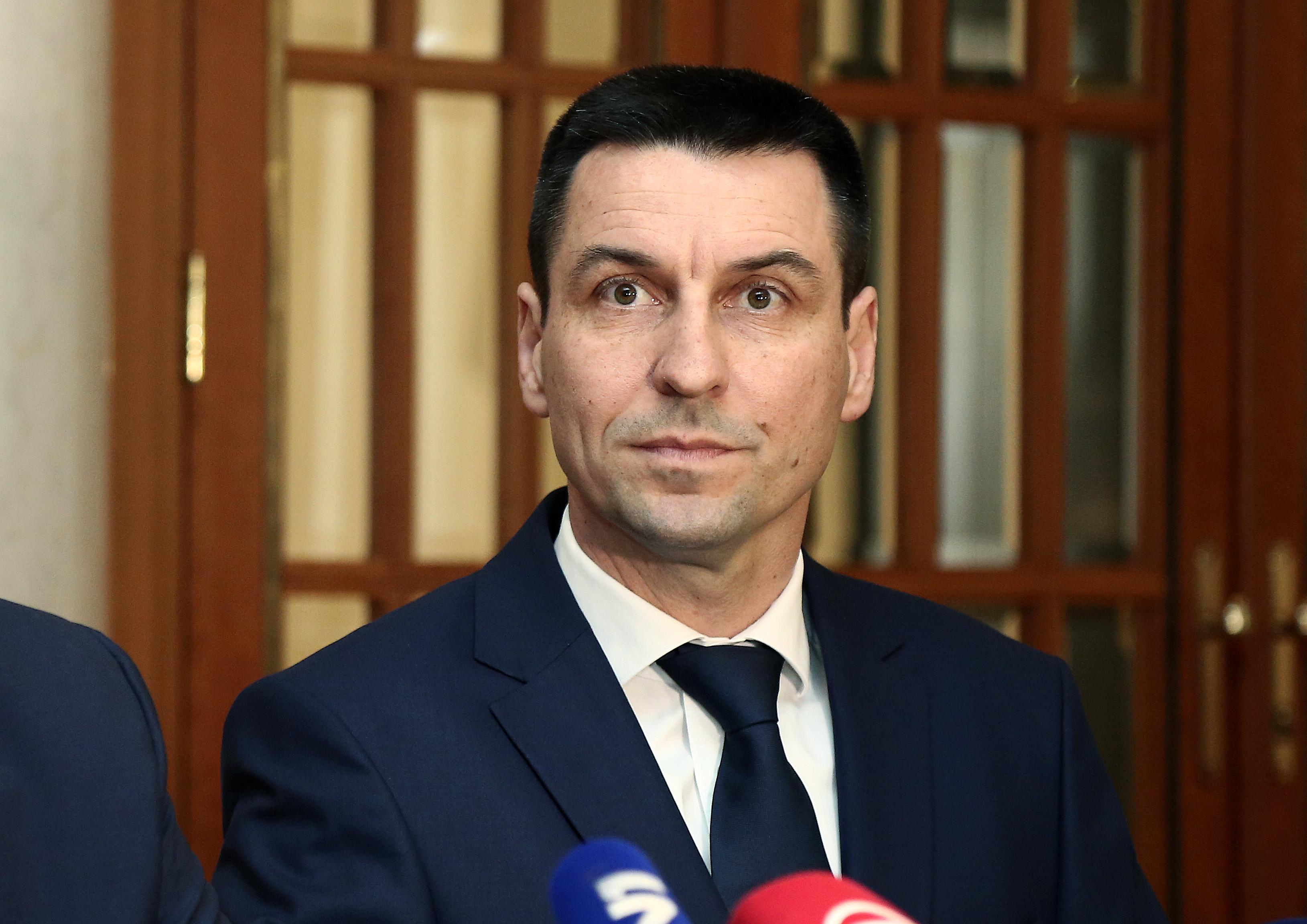 Hrvatski EU parlamentarac: Međunarodna zajednica treba kazniti Bošnjake zbog miniranja pregovora