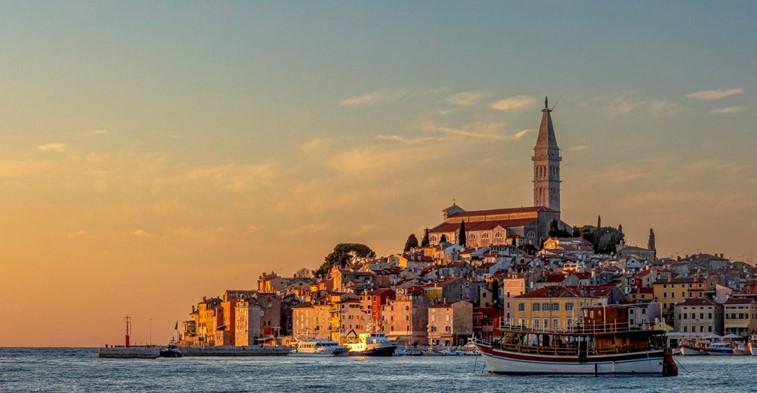 Evo koji hrvatski grad je uvršten na popis najljepših gradova na moru u Evropi